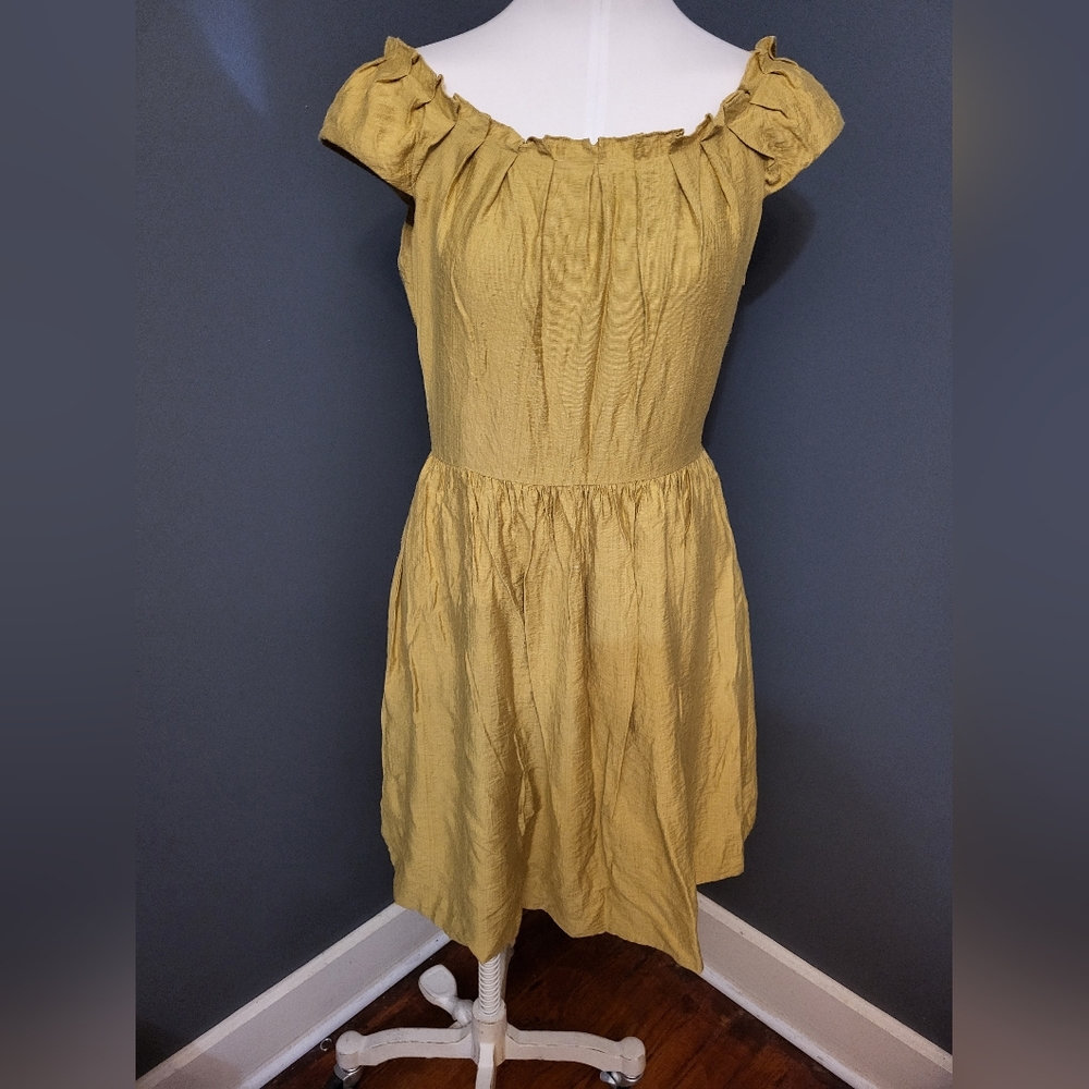 Mustard colored cute short dress